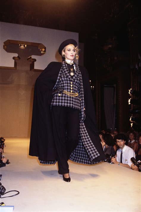 jerry hall chanel|Karl Lagerfeld's 100 Greatest Chanel Runway .